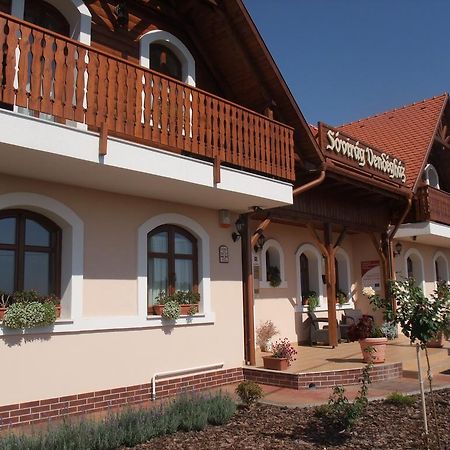 Sovirag Vendeghaz Hotel Hortobágy Екстериор снимка