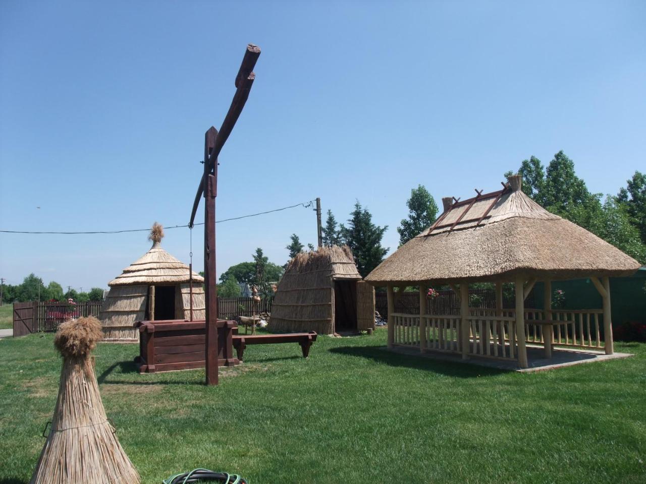 Sovirag Vendeghaz Hotel Hortobágy Екстериор снимка