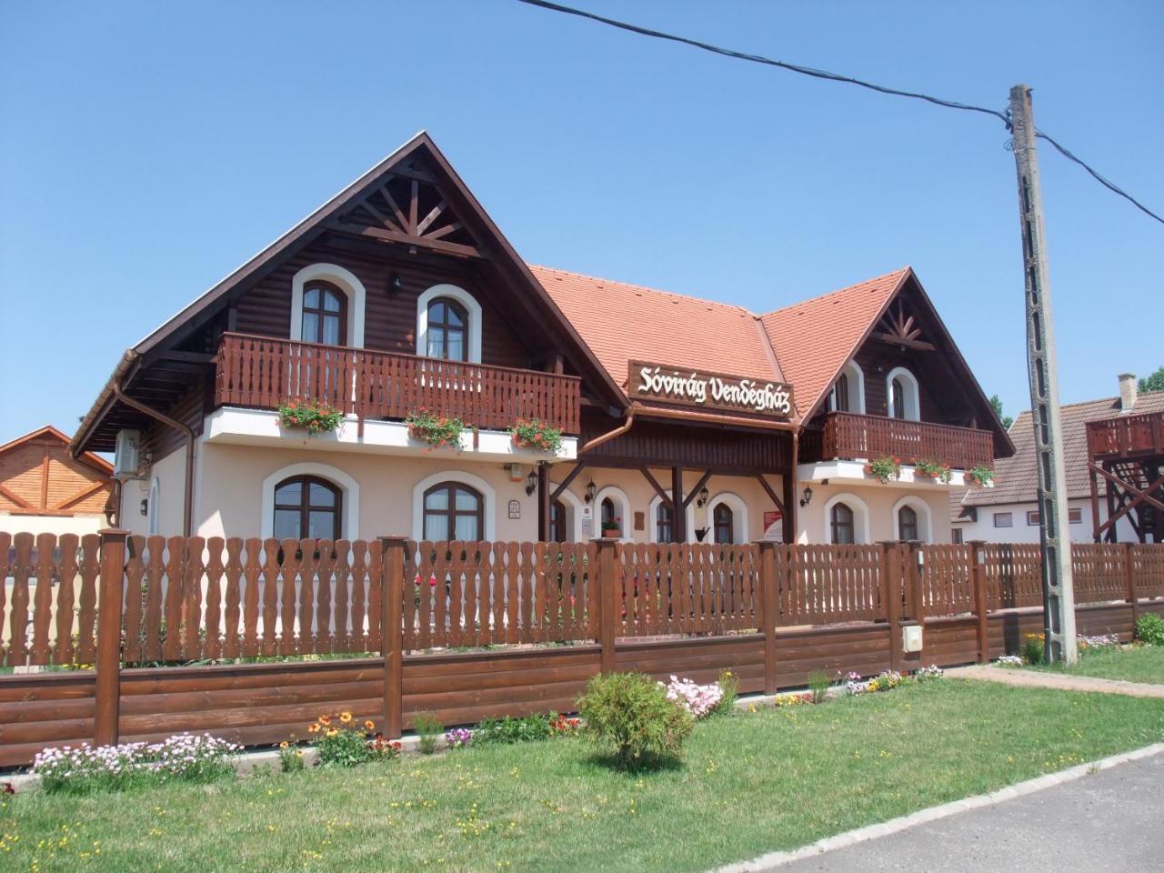 Sovirag Vendeghaz Hotel Hortobágy Екстериор снимка